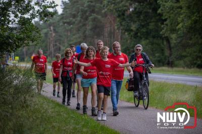 HulstFlier installateurs rond de opbrengst van Toer De Dellen 2024 af op 65000,00 euro voor de Wens Ambulance Gelderland. - © NWVFoto.nl