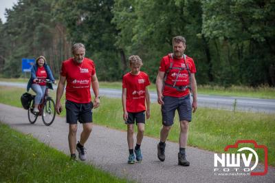 HulstFlier installateurs rond de opbrengst van Toer De Dellen 2024 af op 65000,00 euro voor de Wens Ambulance Gelderland. - © NWVFoto.nl