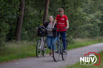 HulstFlier installateurs rond de opbrengst van Toer De Dellen 2024 af op 65000,00 euro voor de Wens Ambulance Gelderland. - © NWVFoto.nl