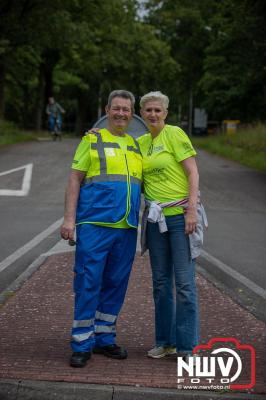 HulstFlier installateurs rond de opbrengst van Toer De Dellen 2024 af op 65000,00 euro voor de Wens Ambulance Gelderland. - © NWVFoto.nl