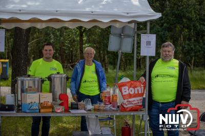 HulstFlier installateurs rond de opbrengst van Toer De Dellen 2024 af op 65000,00 euro voor de Wens Ambulance Gelderland. - © NWVFoto.nl