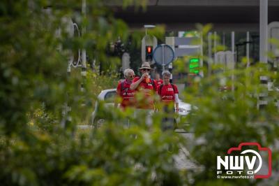 HulstFlier installateurs rond de opbrengst van Toer De Dellen 2024 af op 65000,00 euro voor de Wens Ambulance Gelderland. - © NWVFoto.nl