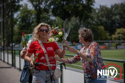 HulstFlier installateurs rond de opbrengst van Toer De Dellen 2024 af op 65000,00 euro voor de Wens Ambulance Gelderland. - © NWVFoto.nl