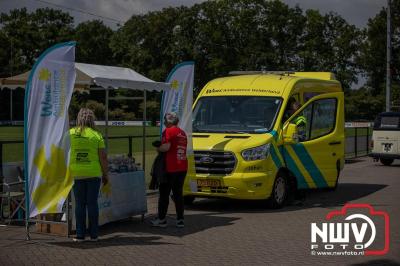 HulstFlier installateurs rond de opbrengst van Toer De Dellen 2024 af op 65000,00 euro voor de Wens Ambulance Gelderland. - © NWVFoto.nl