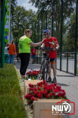 HulstFlier installateurs rond de opbrengst van Toer De Dellen 2024 af op 65000,00 euro voor de Wens Ambulance Gelderland. - © NWVFoto.nl