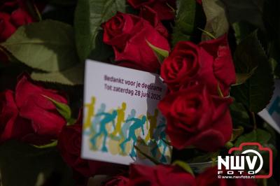 HulstFlier installateurs rond de opbrengst van Toer De Dellen 2024 af op 65000,00 euro voor de Wens Ambulance Gelderland. - © NWVFoto.nl