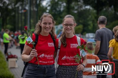 HulstFlier installateurs rond de opbrengst van Toer De Dellen 2024 af op 65000,00 euro voor de Wens Ambulance Gelderland. - © NWVFoto.nl