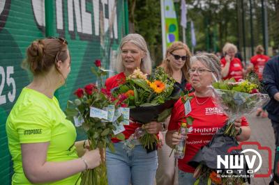 HulstFlier installateurs rond de opbrengst van Toer De Dellen 2024 af op 65000,00 euro voor de Wens Ambulance Gelderland. - © NWVFoto.nl