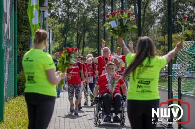 HulstFlier installateurs rond de opbrengst van Toer De Dellen 2024 af op 65000,00 euro voor de Wens Ambulance Gelderland. - © NWVFoto.nl