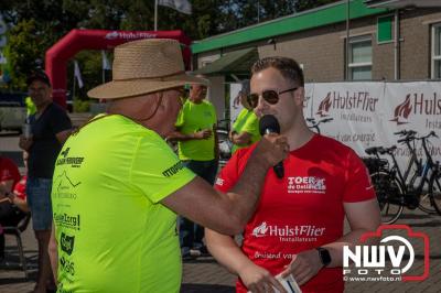 HulstFlier installateurs rond de opbrengst van Toer De Dellen 2024 af op 65000,00 euro voor de Wens Ambulance Gelderland. - © NWVFoto.nl