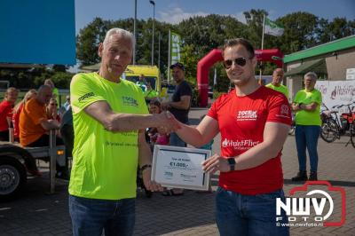 HulstFlier installateurs rond de opbrengst van Toer De Dellen 2024 af op 65000,00 euro voor de Wens Ambulance Gelderland. - © NWVFoto.nl