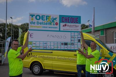 HulstFlier installateurs rond de opbrengst van Toer De Dellen 2024 af op 65000,00 euro voor de Wens Ambulance Gelderland. - © NWVFoto.nl