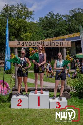 De eerste A. Vogelloop vond plaats onder prachtige weersomstandigheden, waarbij de deelnemers door de Vogeltuin en over het landgoed Zwaluwenburg in 't Harde liepen. - © NWVFoto.nl