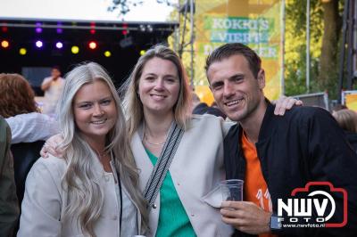 Thomas Berge kon de sfeer er wel in krijgen bij Kokki's Viert de Zomer, nadat Nederland door was naar de halve finale EK voetbal. - © NWVFoto.nl