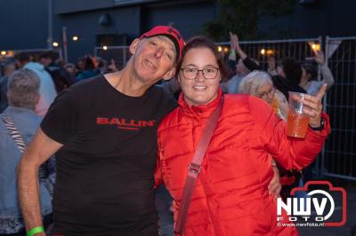 Thomas Berge kon de sfeer er wel in krijgen bij Kokki's Viert de Zomer, nadat Nederland door was naar de halve finale EK voetbal. - © NWVFoto.nl