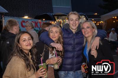 Thomas Berge kon de sfeer er wel in krijgen bij Kokki's Viert de Zomer, nadat Nederland door was naar de halve finale EK voetbal. - © NWVFoto.nl