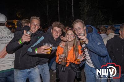 Thomas Berge kon de sfeer er wel in krijgen bij Kokki's Viert de Zomer, nadat Nederland door was naar de halve finale EK voetbal. - © NWVFoto.nl