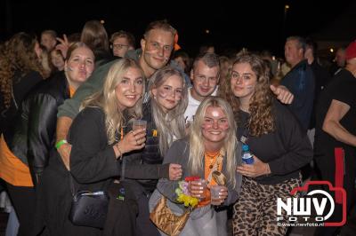 Thomas Berge kon de sfeer er wel in krijgen bij Kokki's Viert de Zomer, nadat Nederland door was naar de halve finale EK voetbal. - © NWVFoto.nl