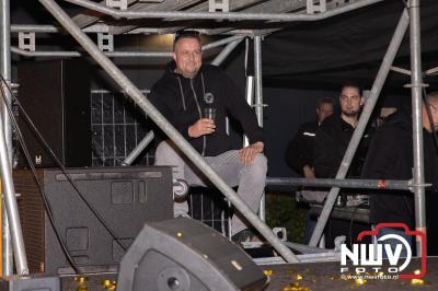 Thomas Berge kon de sfeer er wel in krijgen bij Kokki's Viert de Zomer, nadat Nederland door was naar de halve finale EK voetbal. - © NWVFoto.nl