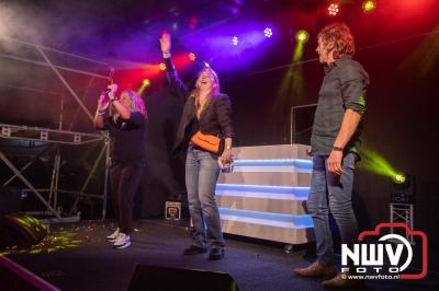 Thomas Berge kon de sfeer er wel in krijgen bij Kokki's Viert de Zomer, nadat Nederland door was naar de halve finale EK voetbal. - © NWVFoto.nl