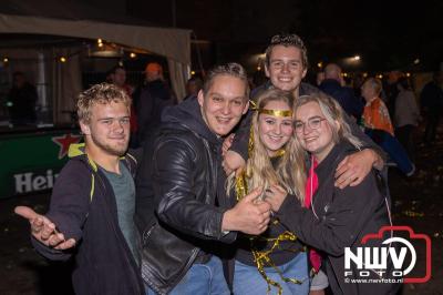 Thomas Berge kon de sfeer er wel in krijgen bij Kokki's Viert de Zomer, nadat Nederland door was naar de halve finale EK voetbal. - © NWVFoto.nl