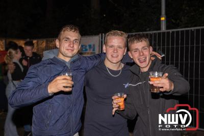 Thomas Berge kon de sfeer er wel in krijgen bij Kokki's Viert de Zomer, nadat Nederland door was naar de halve finale EK voetbal. - © NWVFoto.nl