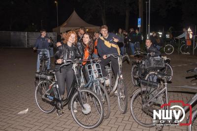 Thomas Berge kon de sfeer er wel in krijgen bij Kokki's Viert de Zomer, nadat Nederland door was naar de halve finale EK voetbal. - © NWVFoto.nl