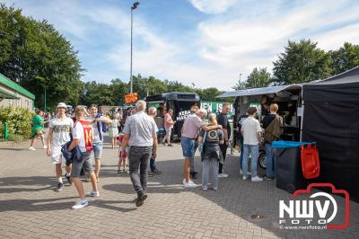 Regio loopt uit om Ajax te zien spelen tegen Stvv op Sportpark Bovenmolen in Oldebroek. - © NWVFoto.nl