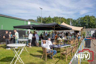 Regio loopt uit om Ajax te zien spelen tegen Stvv op Sportpark Bovenmolen in Oldebroek. - © NWVFoto.nl