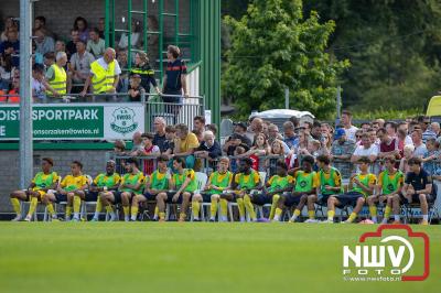 Regio loopt uit om Ajax te zien spelen tegen Stvv op Sportpark Bovenmolen in Oldebroek. - © NWVFoto.nl