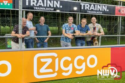 Regio loopt uit om Ajax te zien spelen tegen Stvv op Sportpark Bovenmolen in Oldebroek. - © NWVFoto.nl