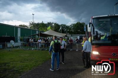 Regio loopt uit om Ajax te zien spelen tegen Stvv op Sportpark Bovenmolen in Oldebroek. - © NWVFoto.nl