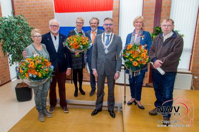 26-04-2016 Lintjes voor drie inwoners uit de gemeente Elburg. - © NWVFoto.nl