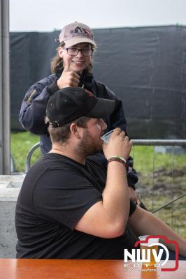 Tent was weer afgeladen op de eerste avond van het BigPop Festival met Zeroos Heroes, Piraten Power Hour en Outsiders.  - © NWVFoto.nl