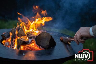 Tent was weer afgeladen op de eerste avond van het BigPop Festival met Zeroos Heroes, Piraten Power Hour en Outsiders.  - © NWVFoto.nl