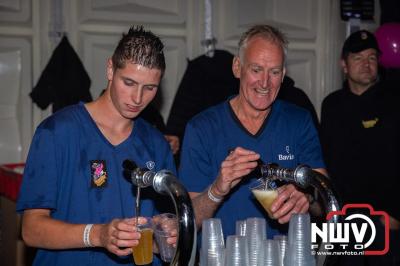 Tent was weer afgeladen op de eerste avond van het BigPop Festival met Zeroos Heroes, Piraten Power Hour en Outsiders.  - © NWVFoto.nl