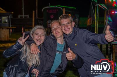 Tent was weer afgeladen op de eerste avond van het BigPop Festival met Zeroos Heroes, Piraten Power Hour en Outsiders.  - © NWVFoto.nl