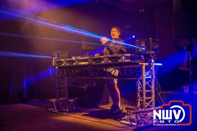 Tent was weer afgeladen op de eerste avond van het BigPop Festival met Zeroos Heroes, Piraten Power Hour en Outsiders.  - © NWVFoto.nl