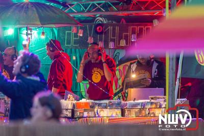 Zaterdagavond in de polder van Oosterwolde was het één en al gezelligheid bij het BigPop Festival, editie 2024. - © NWVFoto.nl