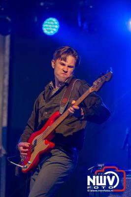 Zaterdagavond in de polder van Oosterwolde was het één en al gezelligheid bij het BigPop Festival, editie 2024. - © NWVFoto.nl