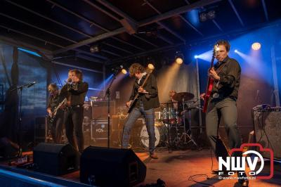 Zaterdagavond in de polder van Oosterwolde was het één en al gezelligheid bij het BigPop Festival, editie 2024. - © NWVFoto.nl