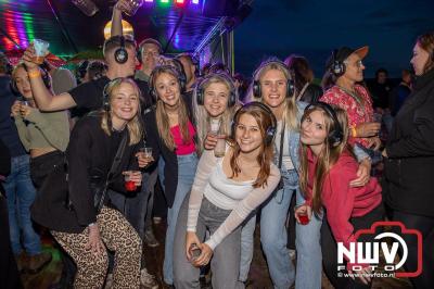 Zaterdagavond in de polder van Oosterwolde was het één en al gezelligheid bij het BigPop Festival, editie 2024. - © NWVFoto.nl