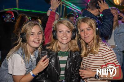 Zaterdagavond in de polder van Oosterwolde was het één en al gezelligheid bij het BigPop Festival, editie 2024. - © NWVFoto.nl