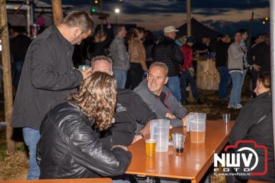 Zaterdagavond in de polder van Oosterwolde was het één en al gezelligheid bij het BigPop Festival, editie 2024. - © NWVFoto.nl