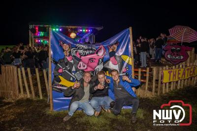 Zaterdagavond in de polder van Oosterwolde was het één en al gezelligheid bij het BigPop Festival, editie 2024. - © NWVFoto.nl