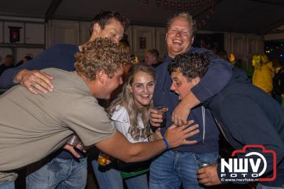 Zaterdagavond in de polder van Oosterwolde was het één en al gezelligheid bij het BigPop Festival, editie 2024. - © NWVFoto.nl