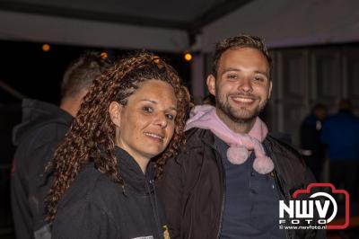 Zaterdagavond in de polder van Oosterwolde was het één en al gezelligheid bij het BigPop Festival, editie 2024. - © NWVFoto.nl