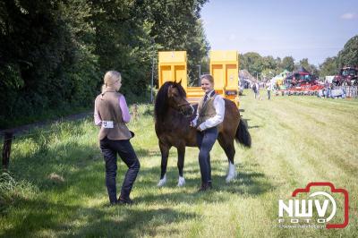 Oogstfeest en Fokveedag in Oldebroek: Een Nostalgische Boerendag voor Jong en Oud - © NWVFoto.nl