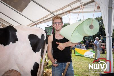 Oogstfeest en Fokveedag in Oldebroek: Een Nostalgische Boerendag voor Jong en Oud - © NWVFoto.nl