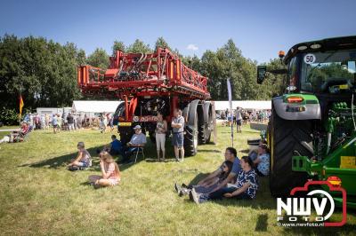 Oogstfeest en Fokveedag in Oldebroek: Een Nostalgische Boerendag voor Jong en Oud - © NWVFoto.nl